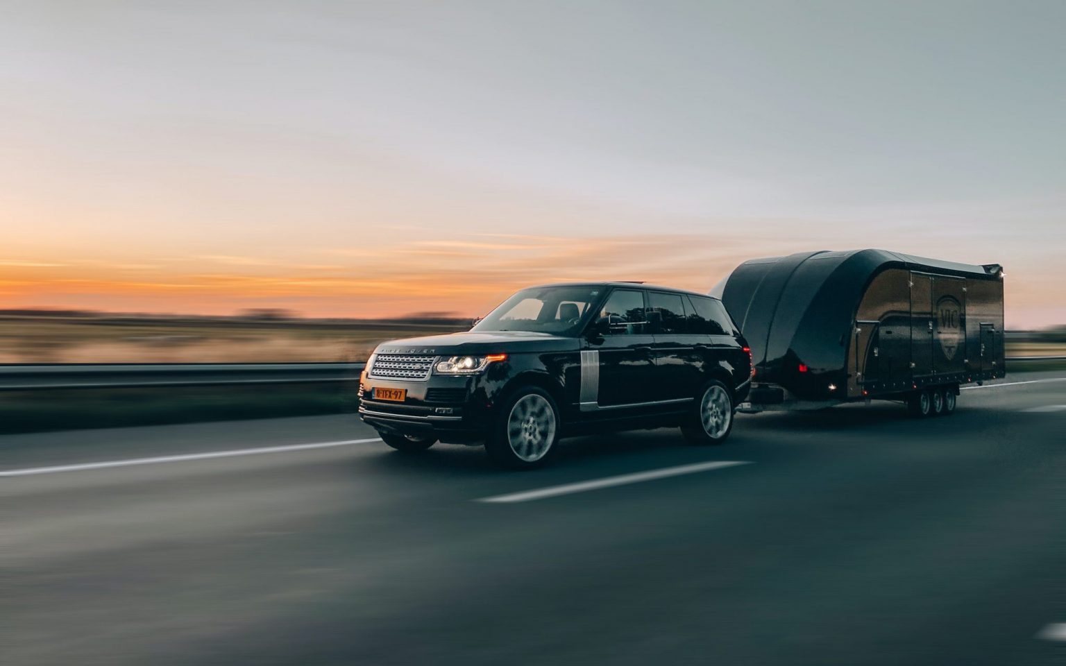 ¿Cuáles son los tipos de enganches para remolques? – Stereo Movil